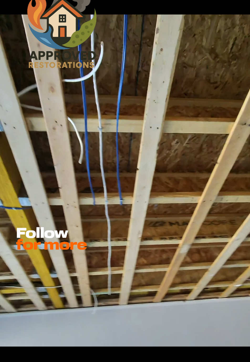 Because the previous mitigation company just dropped their equipment and left soaking wet baseboards in place, trapped moisture inevitably bred mold behind the walls. Our crew is now stepping in to fix the botched job, cutting away the contaminated drywall, clearing the trashed materials left scattered across the floor, and applying proper mold treatments to finally do this teardown right.