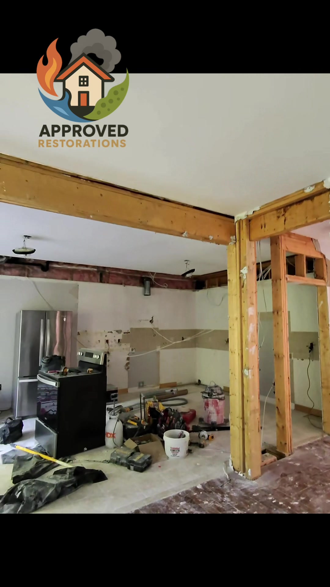 As we push forward on this major water damage reconstruction in Vaughan, our crew has the ceilings freshly primed and is now tackling the curved staircase—pulling out all the old wooden pickets and sanding down the treads and nosing to prep the home for a completely fresh finish.